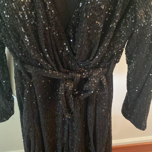 Giffniseti NWT black sequin jumpsuit - Picture 4 of 9